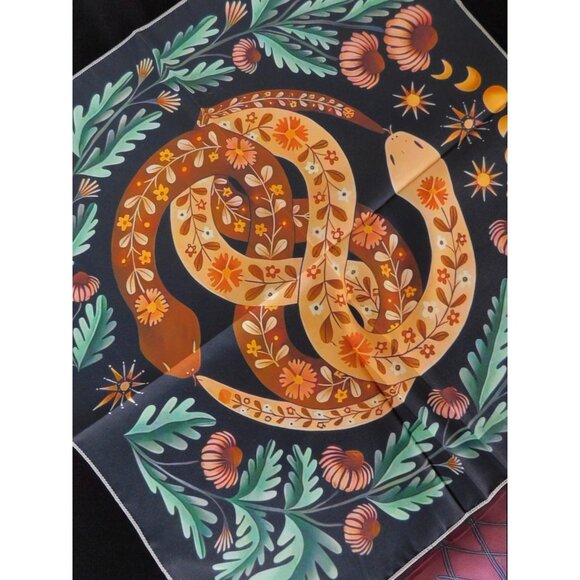 Bohemian Snake & Botanical Tarot Cloth 19" Square - Picture 10 of 10